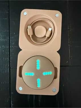 Kanye West DONDA Stem Player Yeezy Tech - Kano Tan With Charger Cable And Case